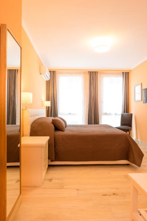 ナポリ カーサリス B＆B Bed & Breakfast 部屋 写真