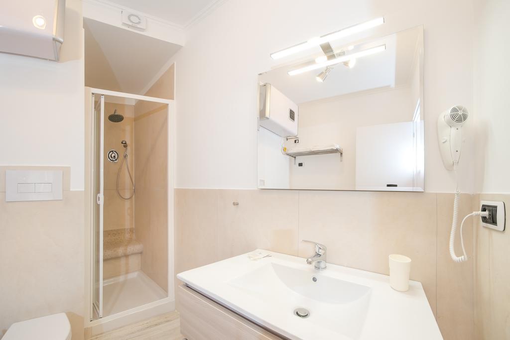 ナポリ カーサリス B＆B Bed & Breakfast 部屋 写真