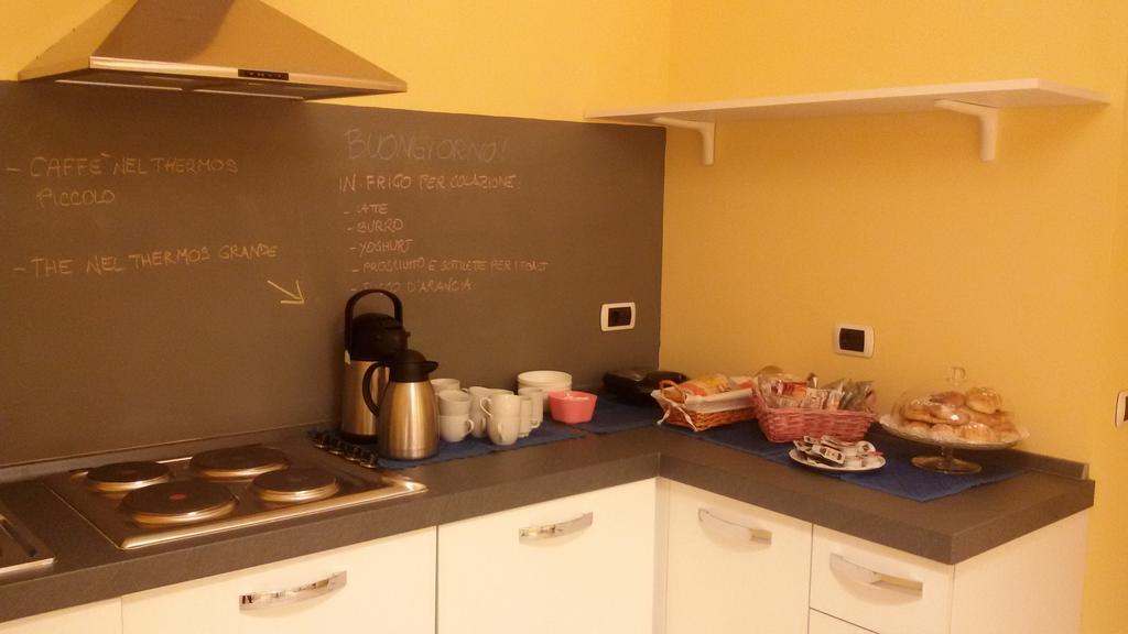 ナポリ カーサリス B＆B Bed & Breakfast エクステリア 写真