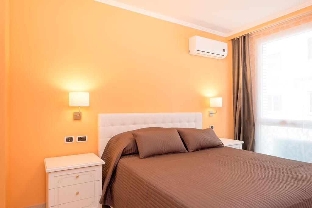 ナポリ カーサリス B＆B Bed & Breakfast 部屋 写真